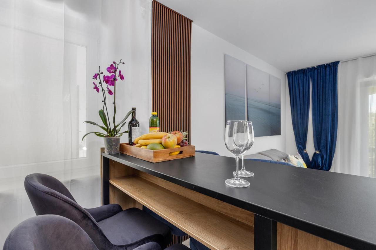 פומר Romeo&Julia- Newly Refurbished Apartment Near Medulin מראה חיצוני תמונה