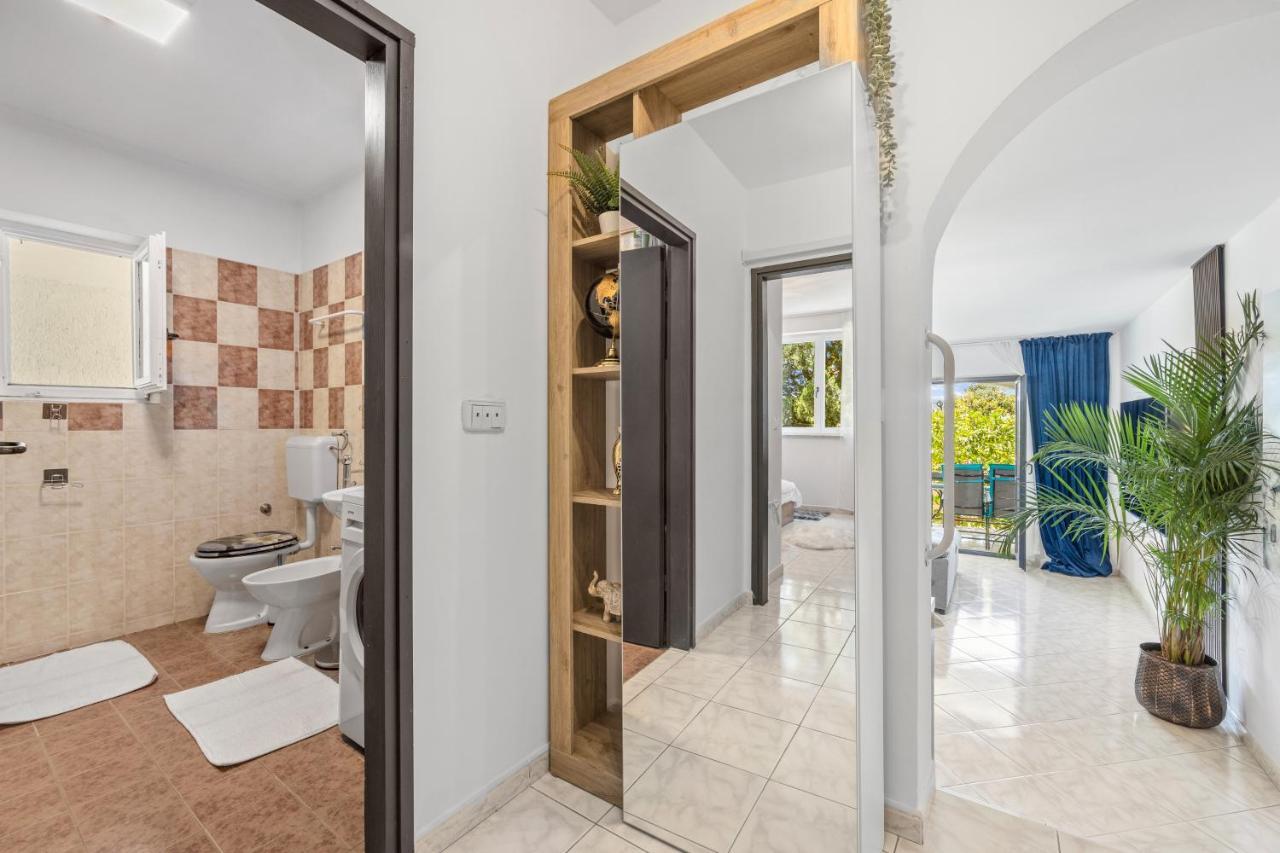 פומר Romeo&Julia- Newly Refurbished Apartment Near Medulin מראה חיצוני תמונה