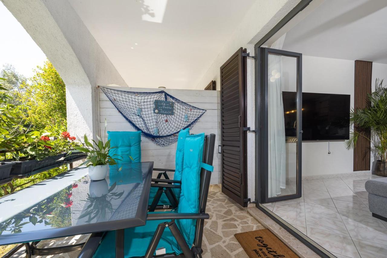 פומר Romeo&Julia- Newly Refurbished Apartment Near Medulin מראה חיצוני תמונה