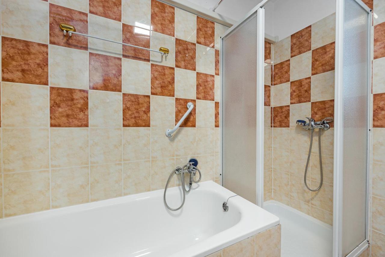 פומר Romeo&Julia- Newly Refurbished Apartment Near Medulin מראה חיצוני תמונה