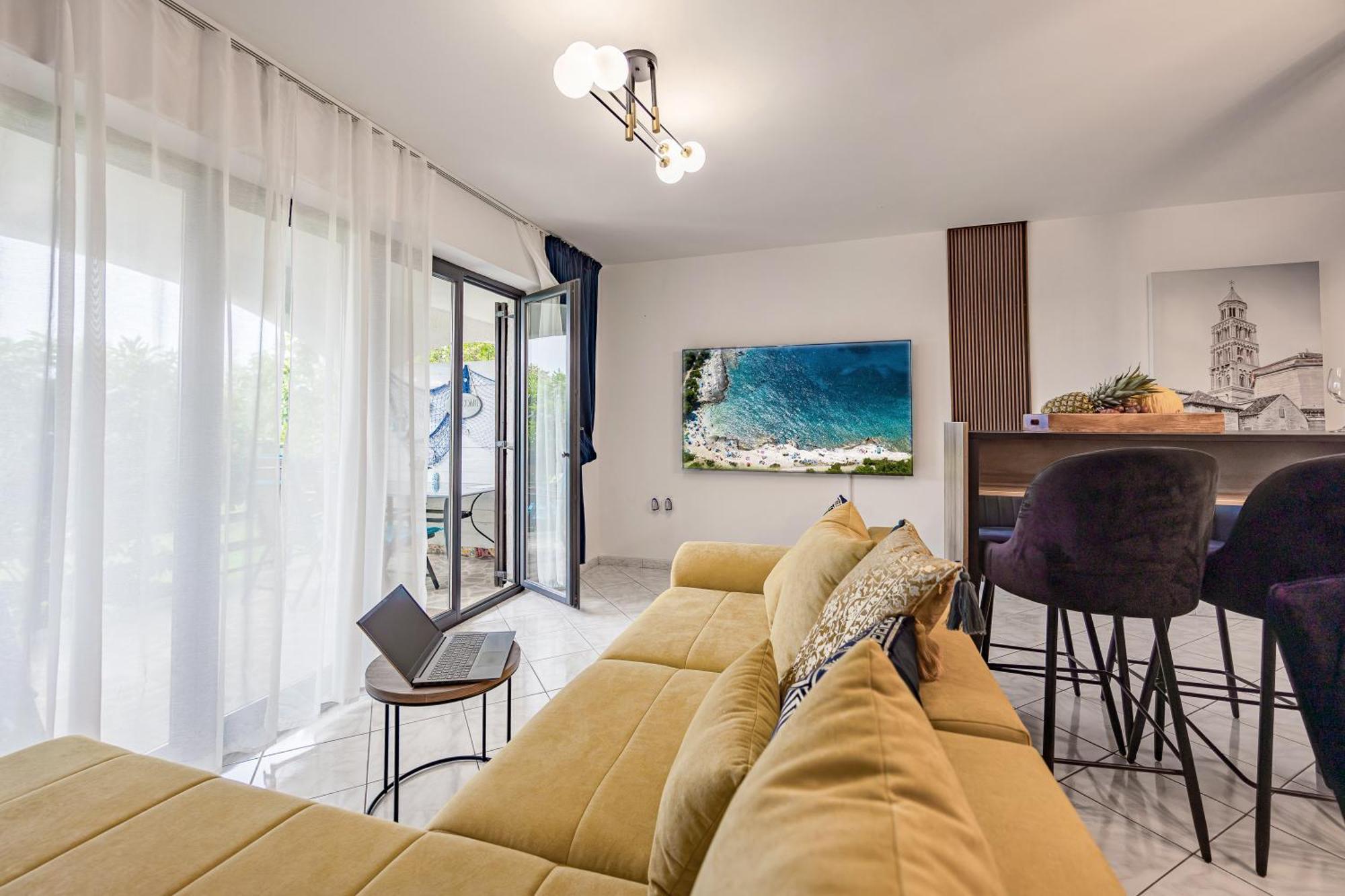 פומר Romeo&Julia- Newly Refurbished Apartment Near Medulin מראה חיצוני תמונה